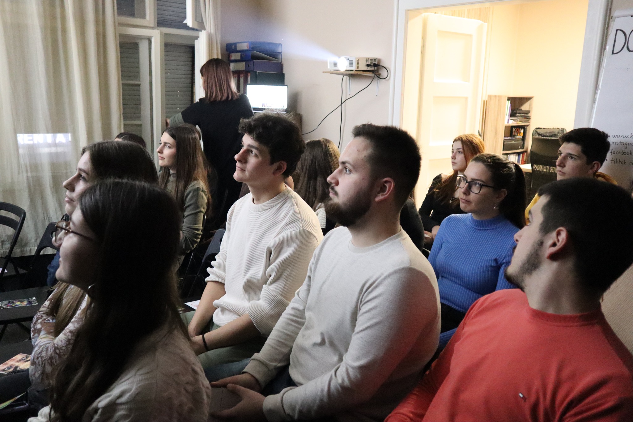 U gostima kod — fotografija 3
