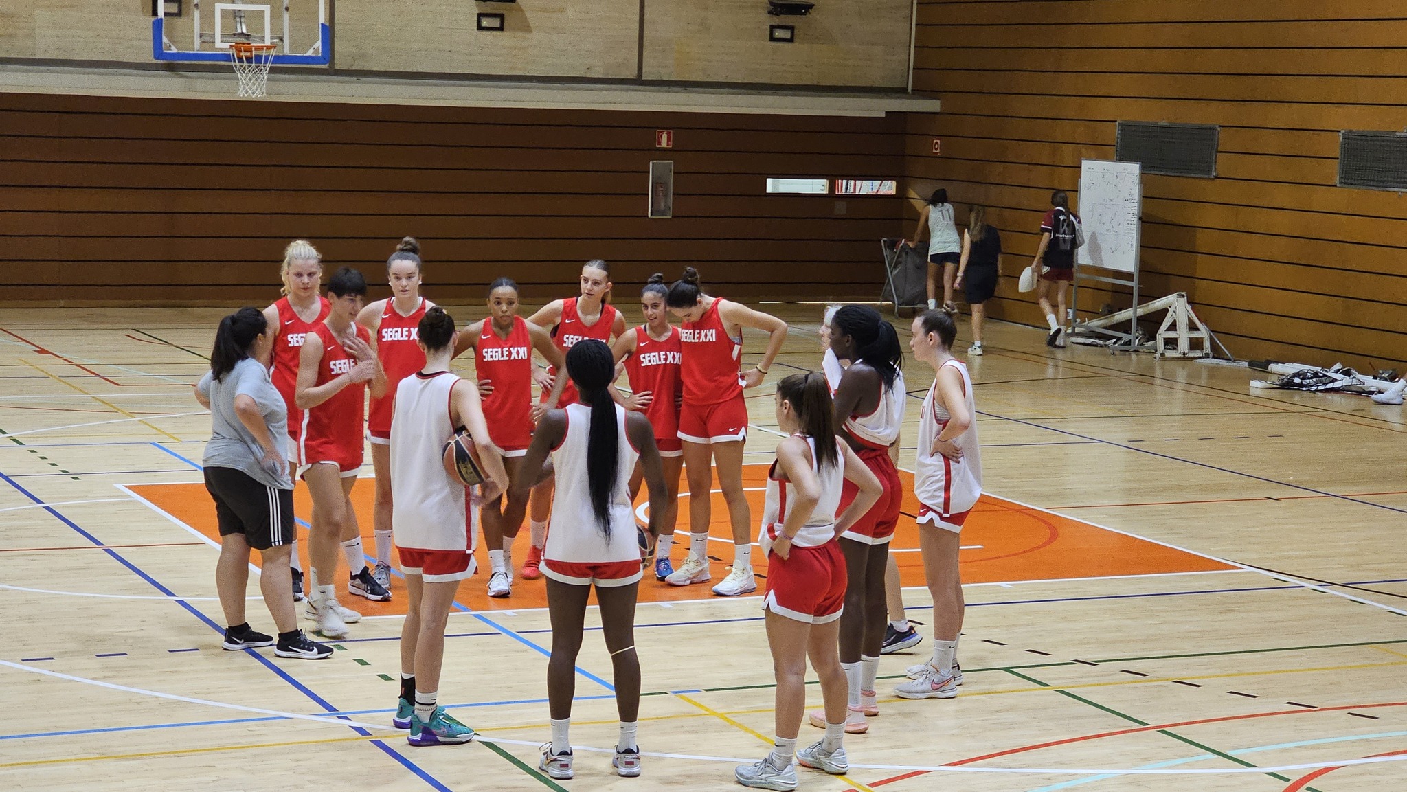 Internacionalni trening – Empowered Female Coaches of Basketball — fotografija 11